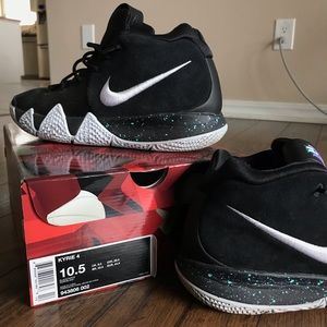 Nike men’s shoes
